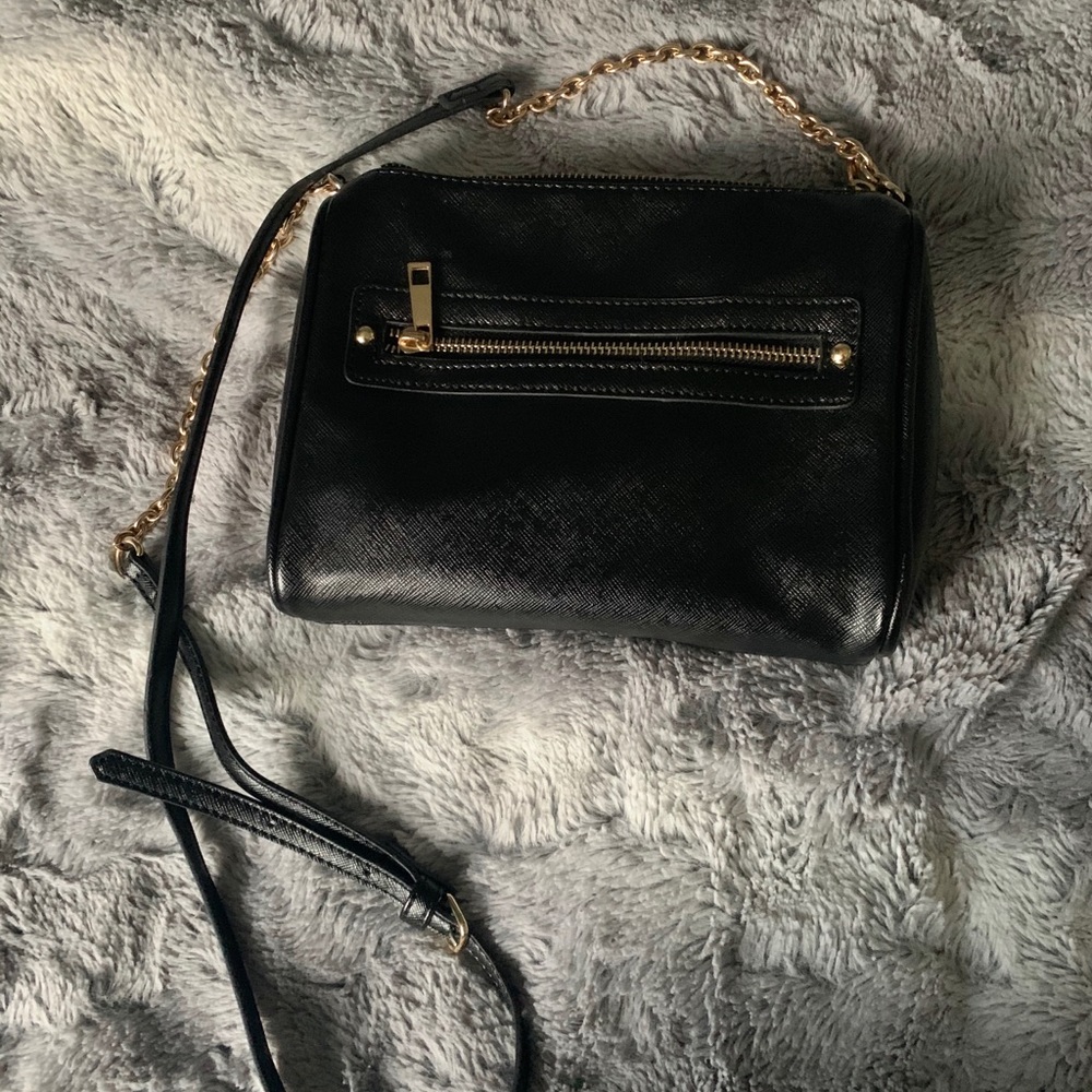 Black crossbody purse